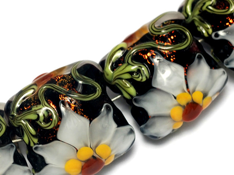10204614 - Four Hazel's Elegance Pillow Beads