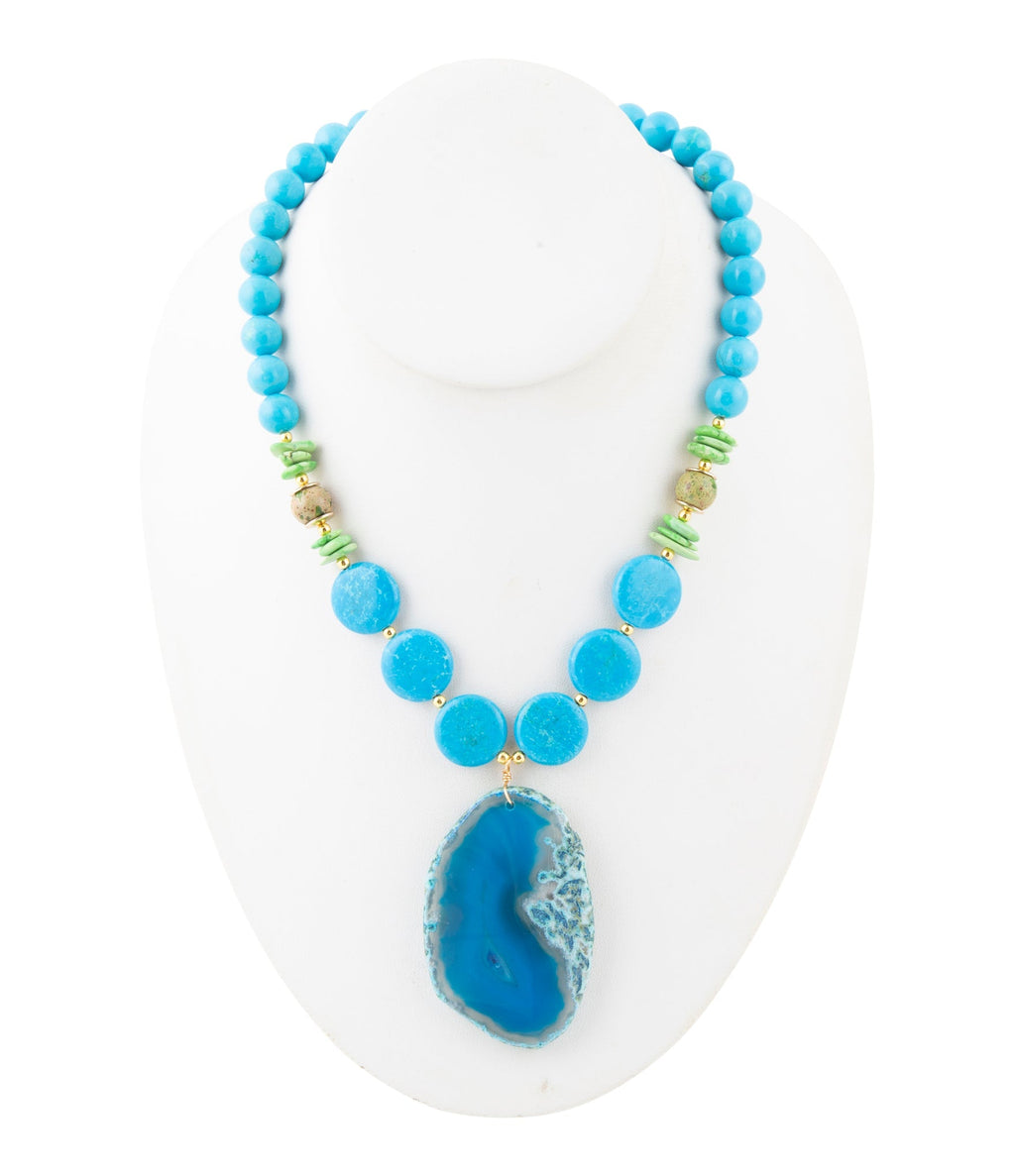 Fresh Twist Lime and Blue Agate Pendant Necklace